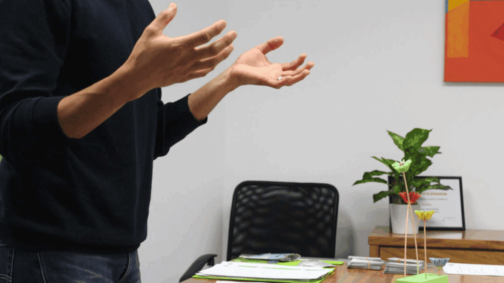 change manager - hands