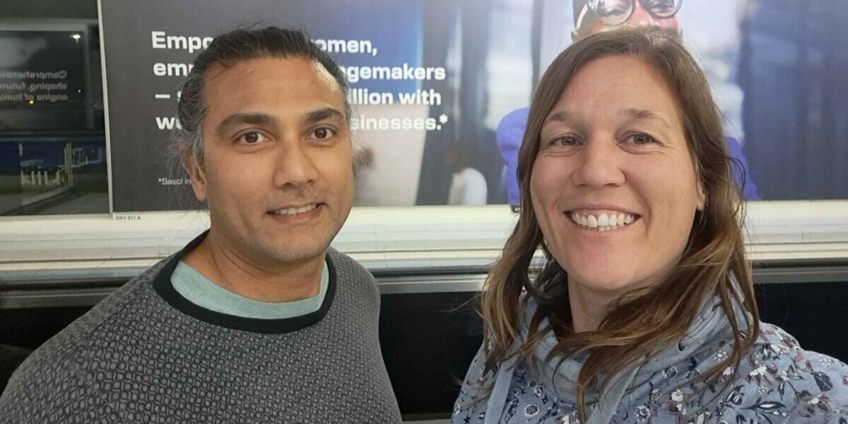 eva and sam at the airport
